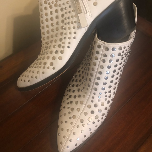 i.State white studded  Ladies boots - Picture 1 of 7
